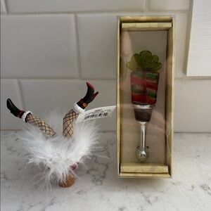 Mango Moon Diamond Pattern Wine Stopper and the Christmas story wine stopper